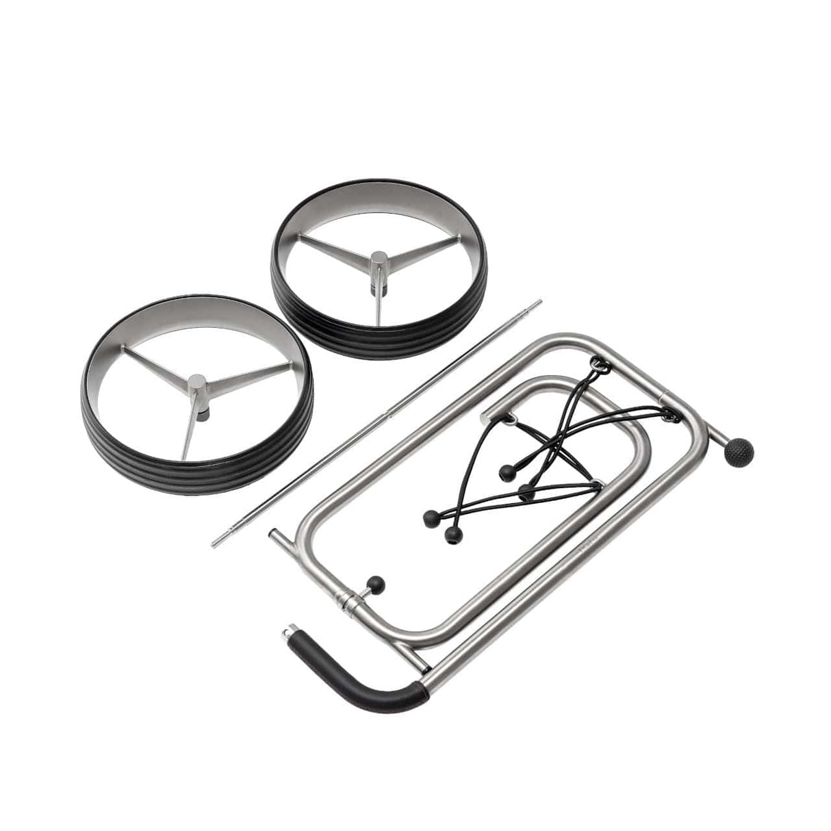 Zerlegter TiCad Star Golftrolley mit Titanrädern und verchromtem Rahmen, zwei Räder.