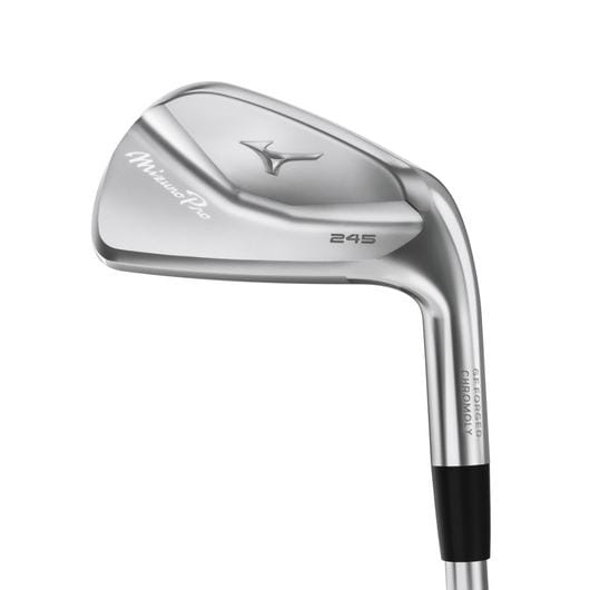 Silbernes Mizuno Pro 245 Golf-Eisen mit poliertem Finish und schwarzem Griff.