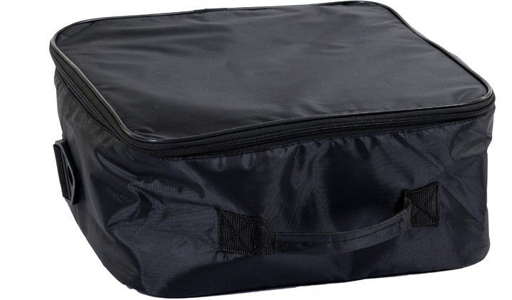 Schwarze, quadratische Rädertasche aus Nylon mit Reißverschluss und Griffen für Golf-Hinterräder.