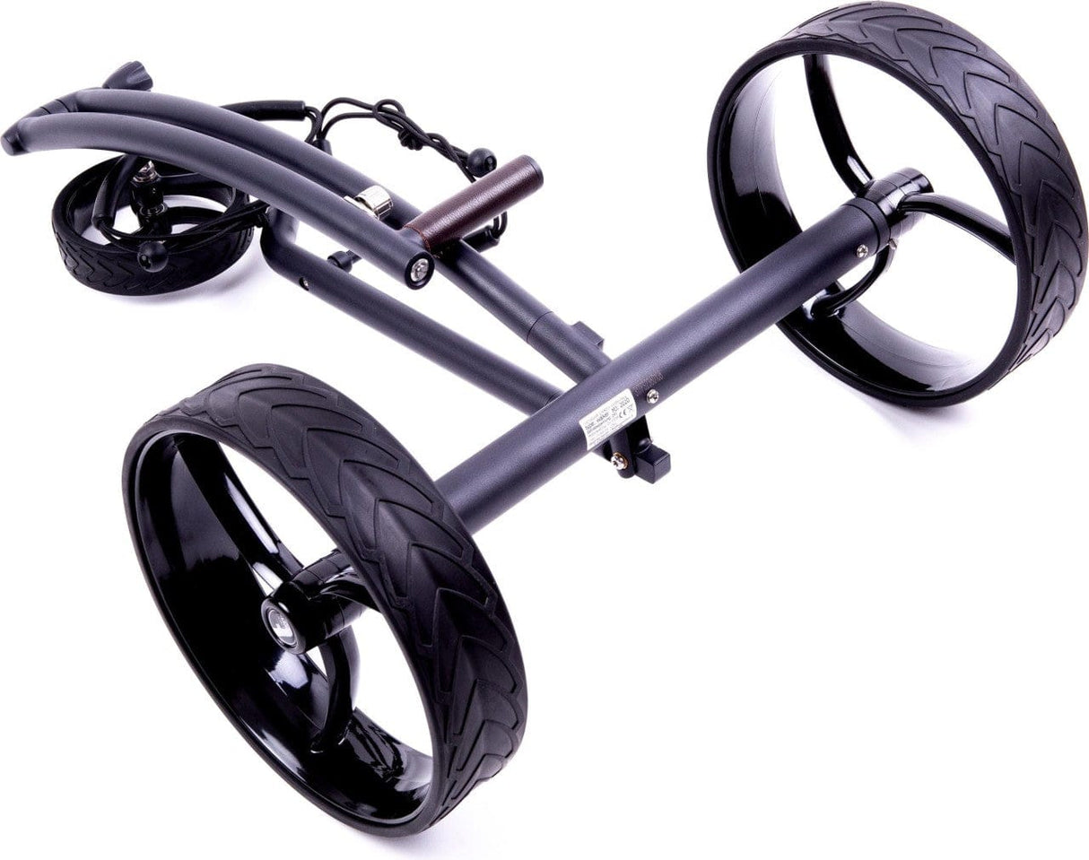 Schwarzer, pulverbeschichteter Trendgolf Walker Elektrotrolley mit robusten Reifen und leichtem Aluminiumrahmen.