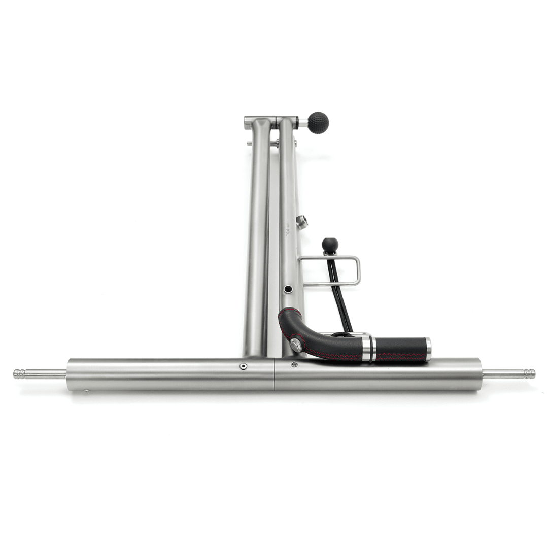 Silberner TiCad Liberty Elektro Golftrolley 2025 mit minimalistischem Rahmen und schwarzem Griff.