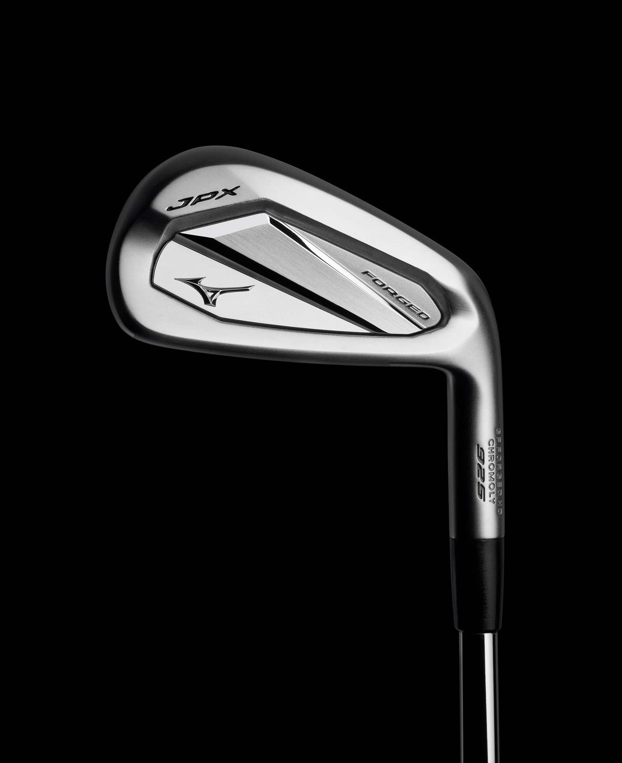 Mizuno JPX 925 Forged Golf-Eisen 5PW mit glänzend-poliertem Edelstahlkopf und schwarzem Schaft.