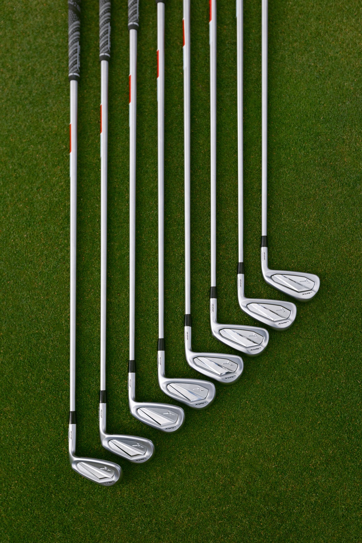 JPX 925 Forged Eisensatz 5PW - RH Mizuno Golf