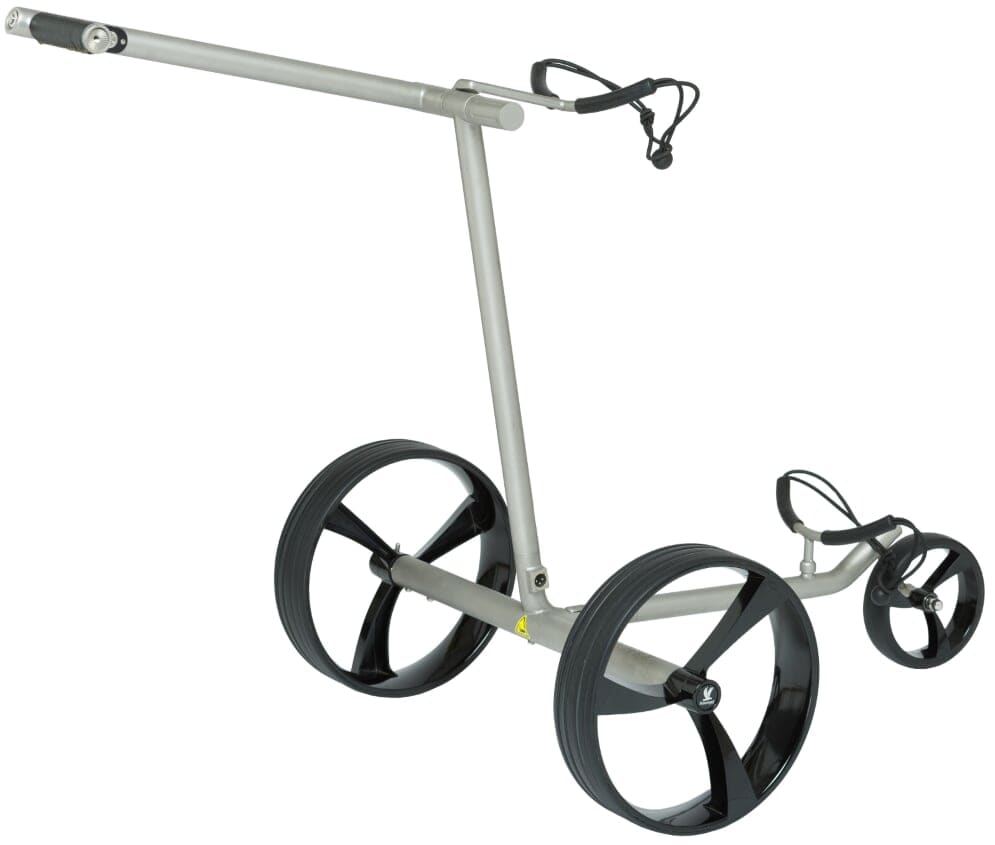 Leisure Golf Spirit Elektrotrolley Edelstahl geschliffen mit schwarzen Rädern und grünem Logo.