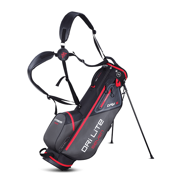 Schwarzes Big Max Dri Lite Seven G Golfstandbag mit roten Akzenten und Ständern, Schulterriemen, mehreren Fächern.