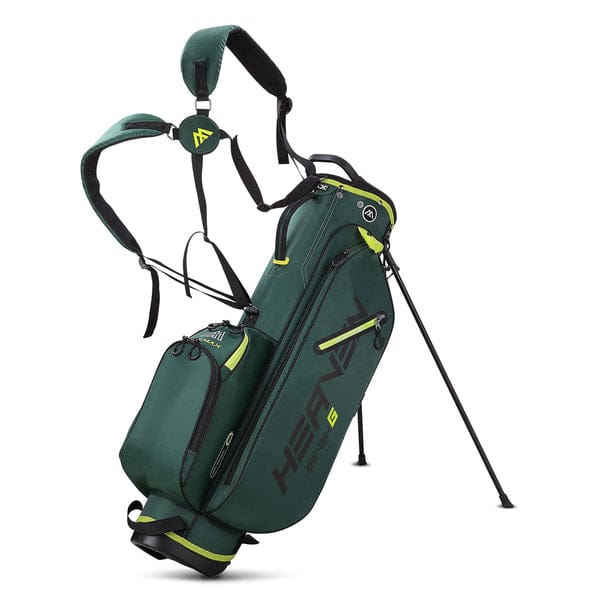 Dunkelgrünes Big Max Heaven Seven G Golf-Standbag mit gelben Details und Ständern.