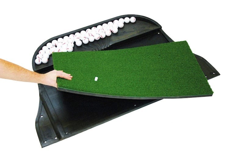 I-MAX Abschlagmatte mit grünem Hightech Grass-Gummi-System und schwarzer Auffangwanne.