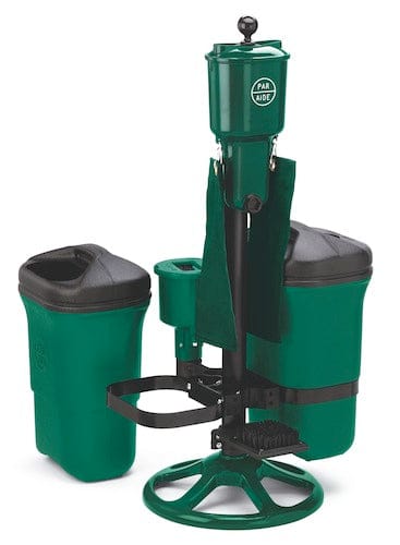 Grüner Ballwascher Deluxe mit zwei Müllkörben, Spikereiniger und Schlägerwascher, Golfplatzausrüstung.