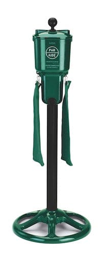 Grüne Deluxe Golfballwascher-Konsole aus Metall mit rundem Fuß und Griff oben.