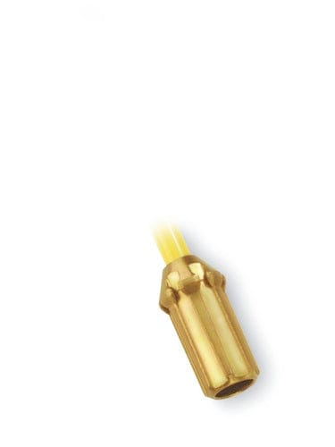 Sechs goldfarbene Topstücke aus Metall für Fahnenstangen, schlank und länglich.