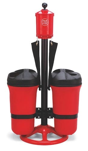 Roter ParAide Ballwascher Master mit zwei schwarzen und roten Reinigungsbehältern und schwarzem Griff.