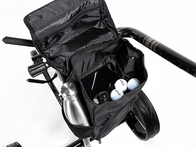 Schwarzer JuCad Smartbag Golf Trolley Organizer mit Getränkehalter, Bällen und Zubehörfach.