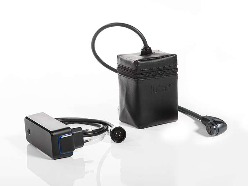 JuCad Carbon Travel 2.0 silber-schwarz Golftrolley Elektrisch Jucad Golf