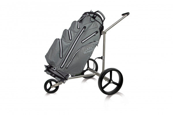 Blauer PG Powergolf Challenger Flat Titan elektrischer Golftrolley mit drei großen Rädern und Griffstange.
