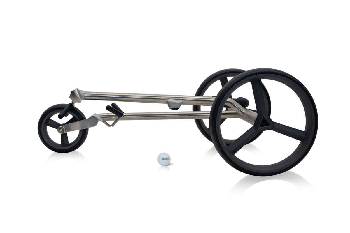 PG-Powergolf Challenger Steel elektrischer Golftrolley mit Titan-Stahlrahmen und drei schwarzen Rädern.