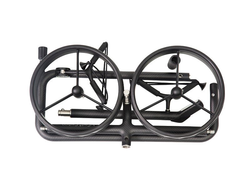 Schwarzer Jucad Carbon Shadow Golftrolley mit zwei Rädern, kompakte faltbare Konstruktion, mattes Finish.