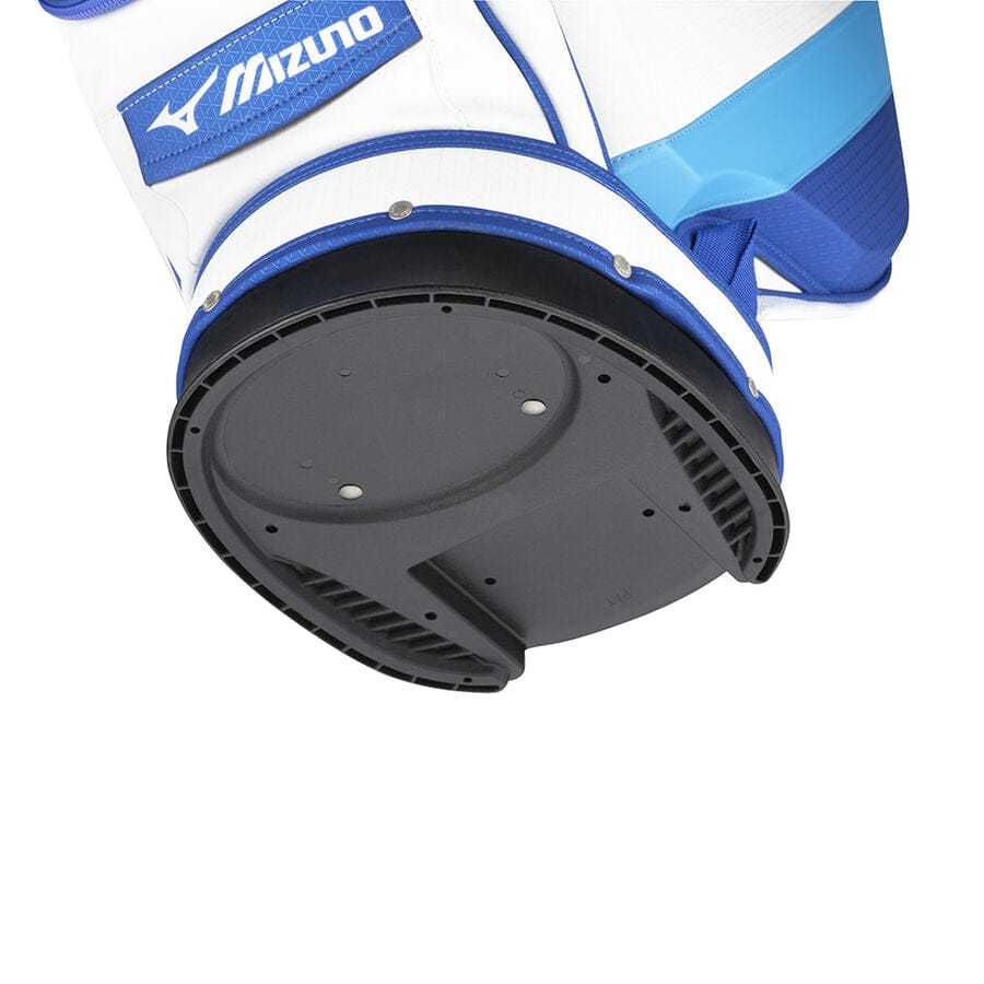 Weiß-blaues Mizuno Tour Staff Cartbag mit rundem, schwarzem Standfuß und Logo-Schriftzug.