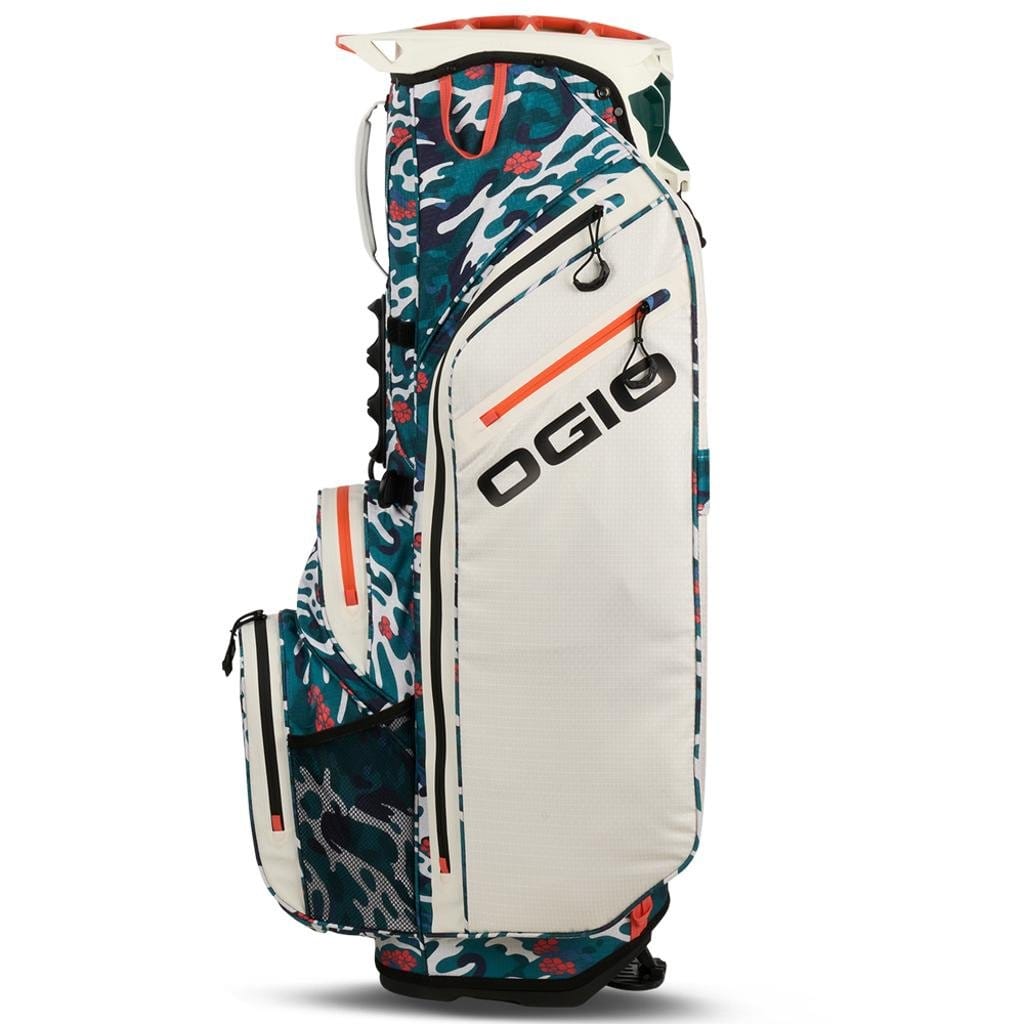 Weißes OGIO Golfstandbag mit blau-grünem Camouflage-Muster, roten Akzenten und mehreren Taschen.