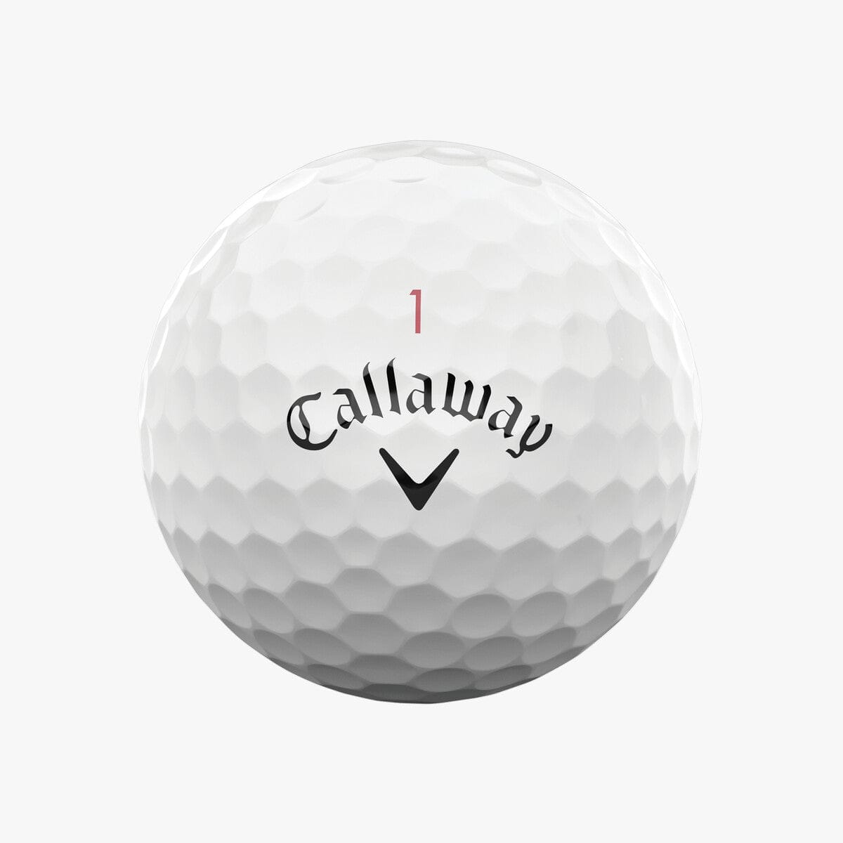 Weißer Callaway Chrome Tour Golfball mit Logo und dimpeln auf glattem Hintergrund.