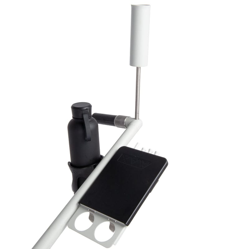 Schwarzer BIG MAX E-Lite Scorekartenhalter mit Kugelschreiberhalter und Metallhalterung für Trolleys.