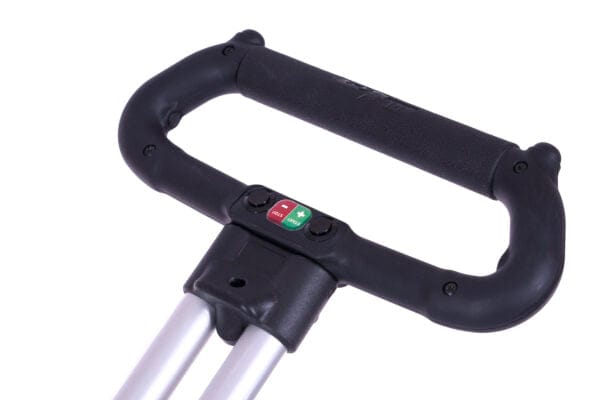 Griff mit gepolstertem Schaumstoff und Bedienfeld für Flat Cat GO Li-Fe Golftrolley in Silber.