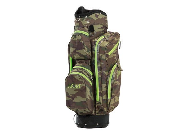 Camouflage JuCad Junior Cartbag mit hellgrünen Reißverschlüssen und mehreren Taschen.