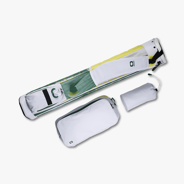 Weißes OGIO Funday Stand Bag 2025 Golfbag mit grünem Detail und zwei passenden weißen Zubehörtaschen.