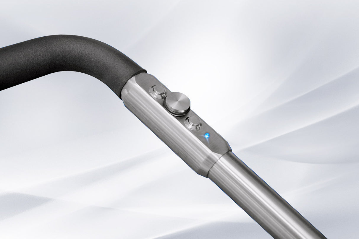 PG-Powergolf Elektrotrolley Griff in Titan-Grau mit Bedienelement und schwarzem Schaumstoffgriff.