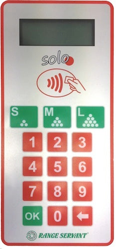 Zahlungssystem - Range Servant SOLO-2 Kartenystem bei einem neuen Automaten Tokenwechsler und Kartenleser Golftech